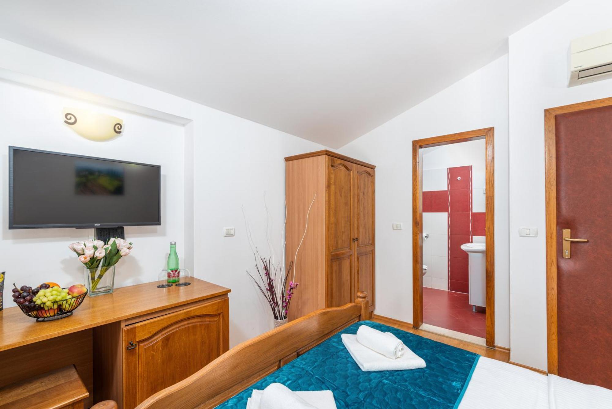 Laco De Pelagius Rooms Novigrad Istria Extérieur photo