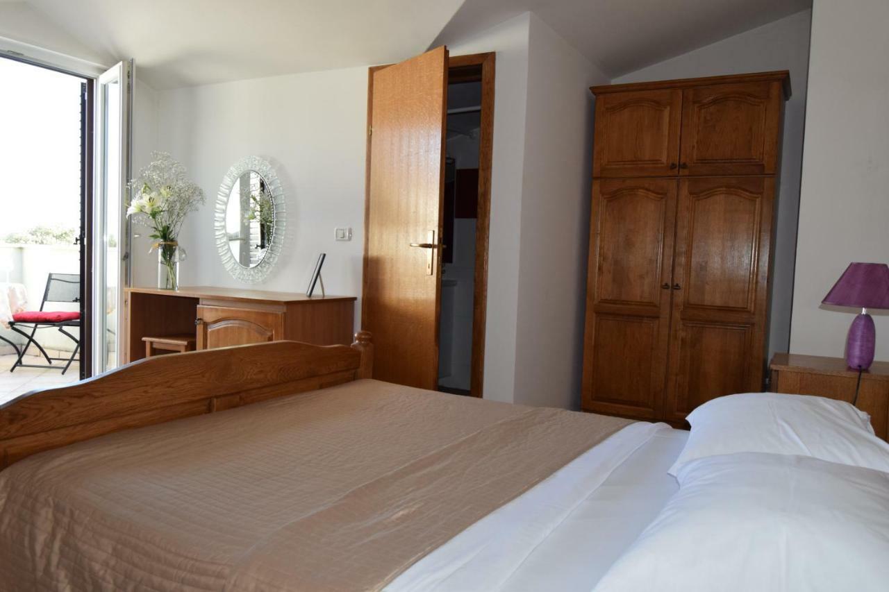Laco De Pelagius Rooms Novigrad Istria Extérieur photo